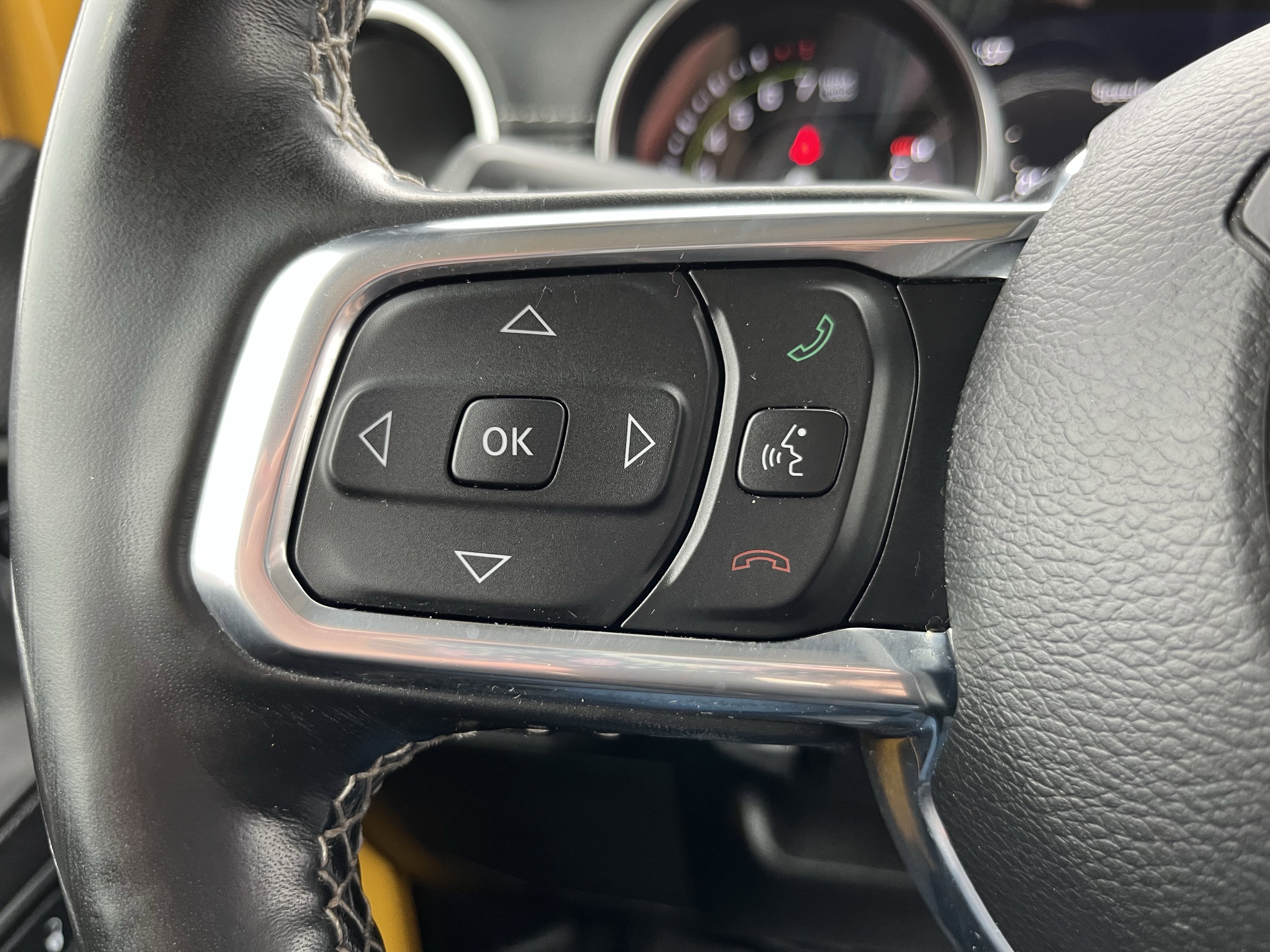 Used 2021 Jeep Wrangler Unlimited Sahara w/ Dual Top Group image 20