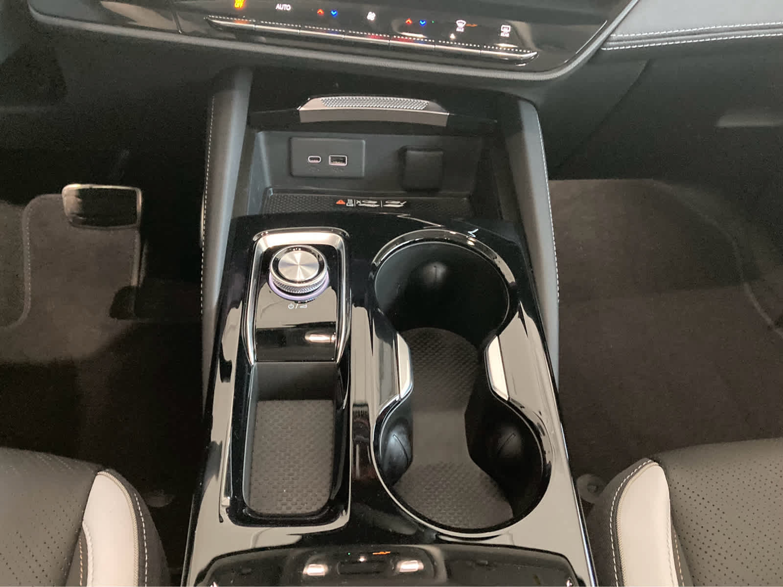 New 2026 Buick Envision Sport Touring AWD/4WD image 25