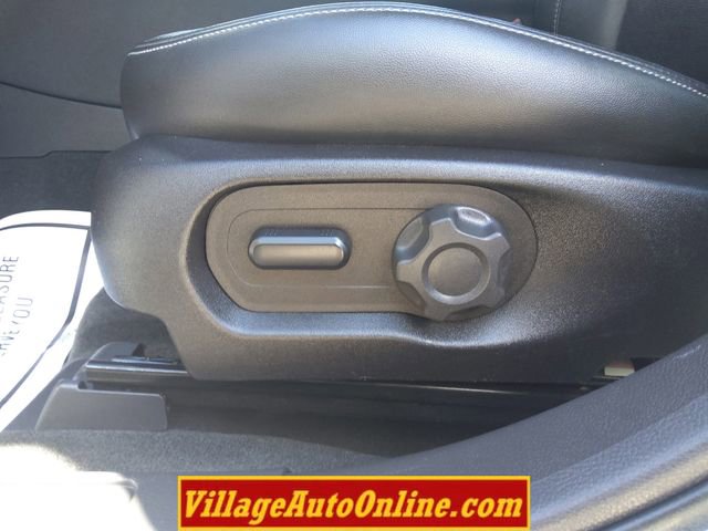 Used 2016 Ford Taurus SEL w/ Equipment Group 201A AWD/4WD image 14