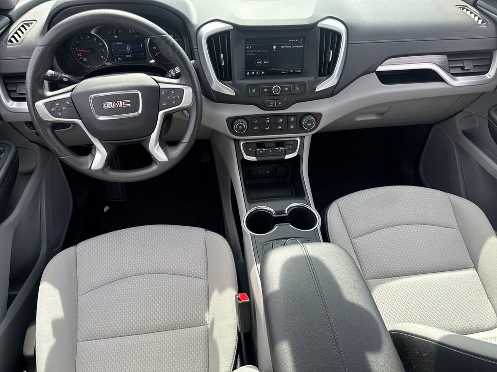 Used 2024 GMC Terrain SLE image 15