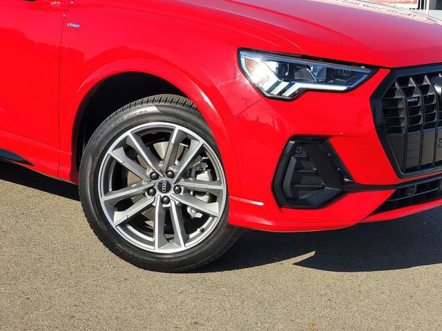 Used 2022 Audi Q3 2.0T Premium Plus w/ Premium Plus Package AWD/4WD image 9