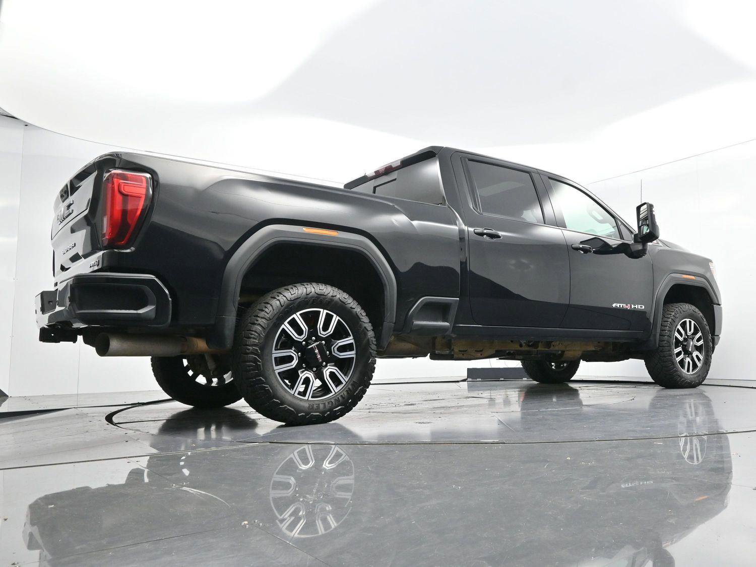 Used 2023 GMC Sierra 3500 AT4 w/ AT4 Premium Plus Package image 52