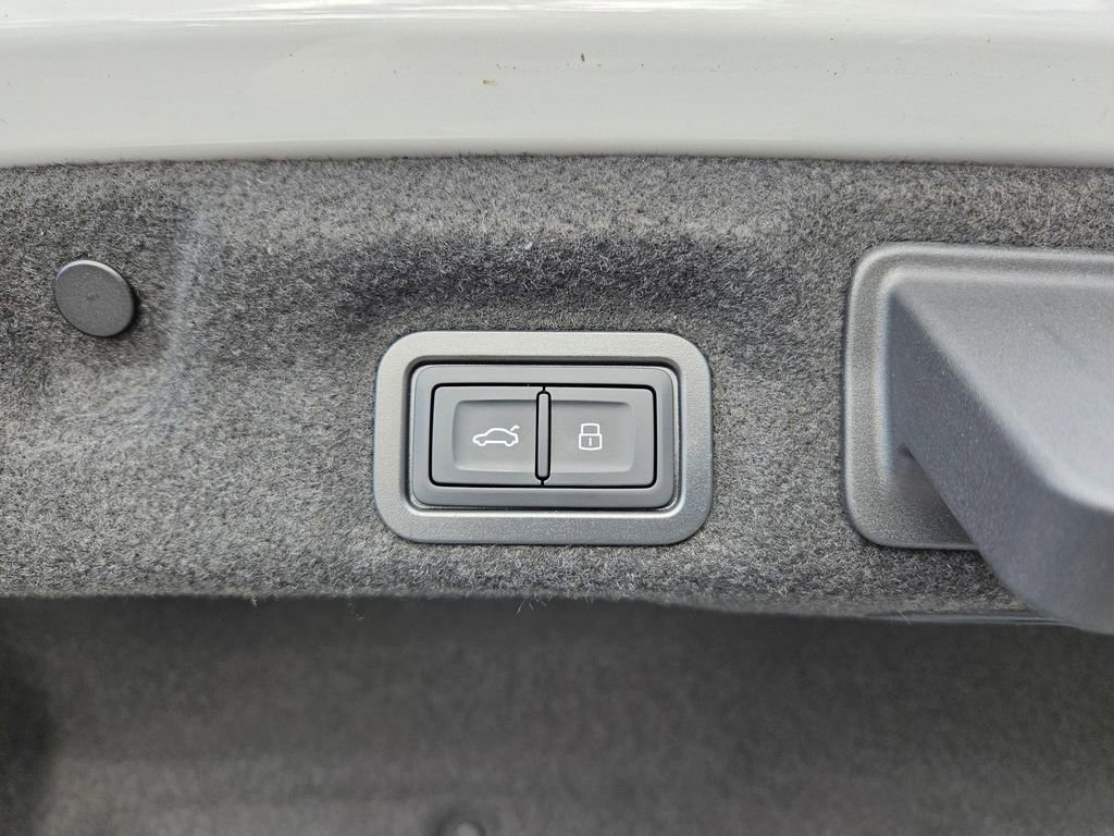 New 2026 Audi A6 Premium Plus image 23