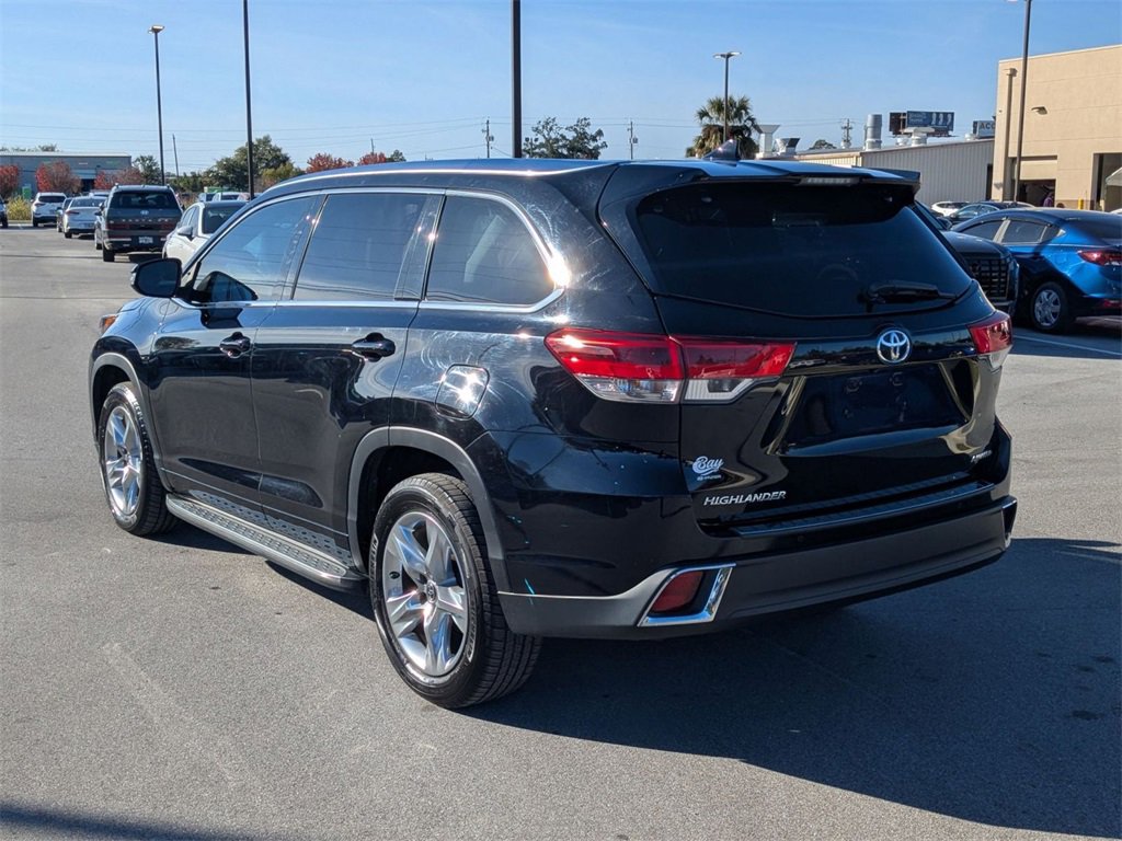 Used 2018 Toyota Highlander Limited Platinum image 8