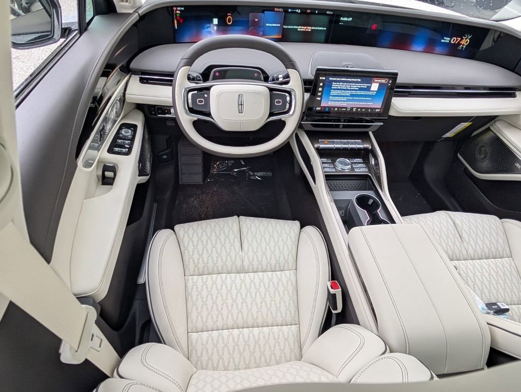 New 2026 Lincoln Nautilus Black Label AWD/4WD image 13