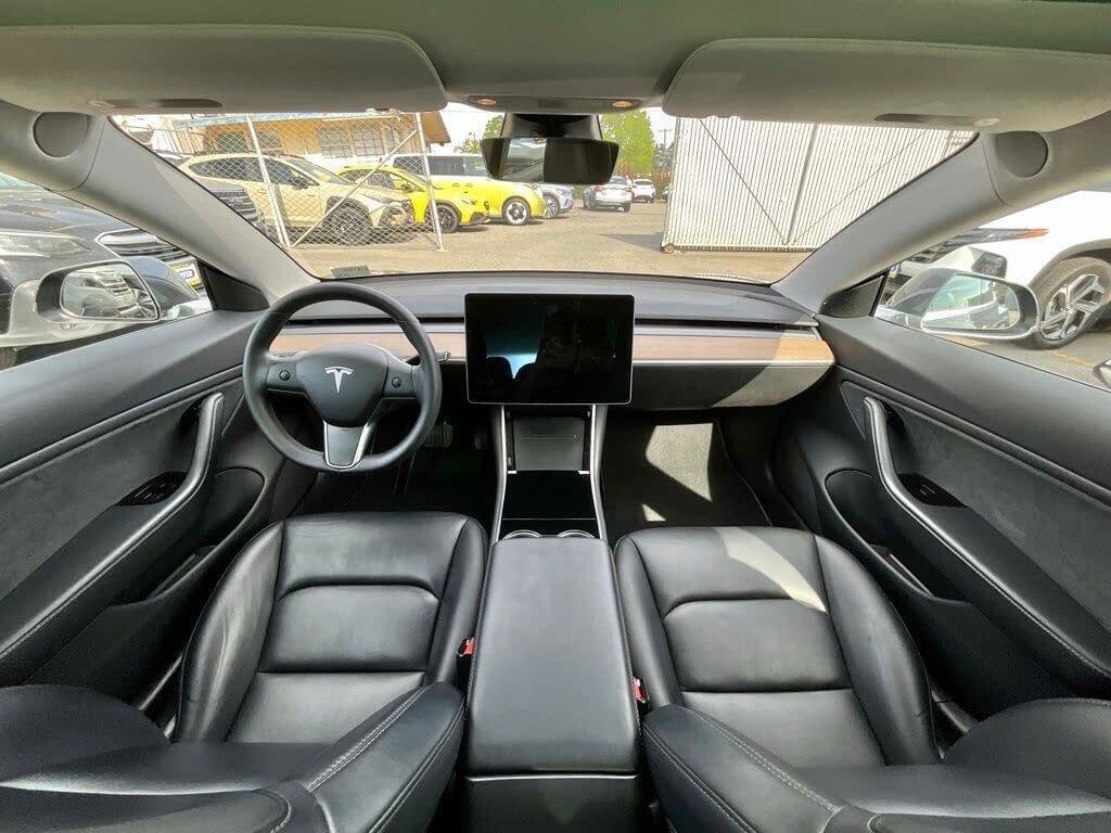 Used 2020 Tesla Model 3 Long Range AWD/4WD image 14
