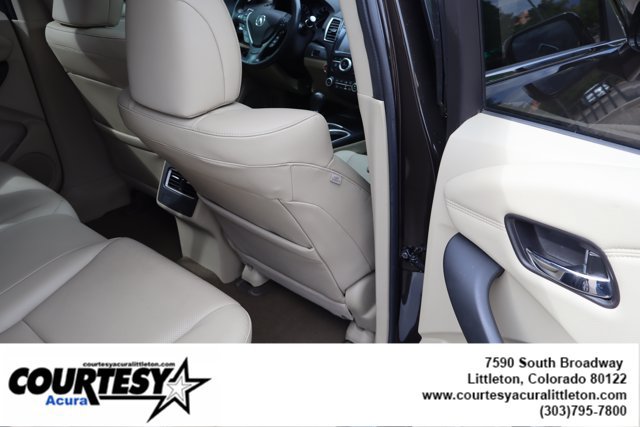 Used 2018 Acura RDX w/ Advance Package AWD/4WD image 32