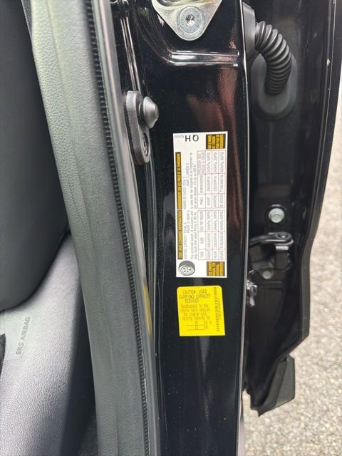 Used 2023 Toyota RAV4 XLE Premium image 28