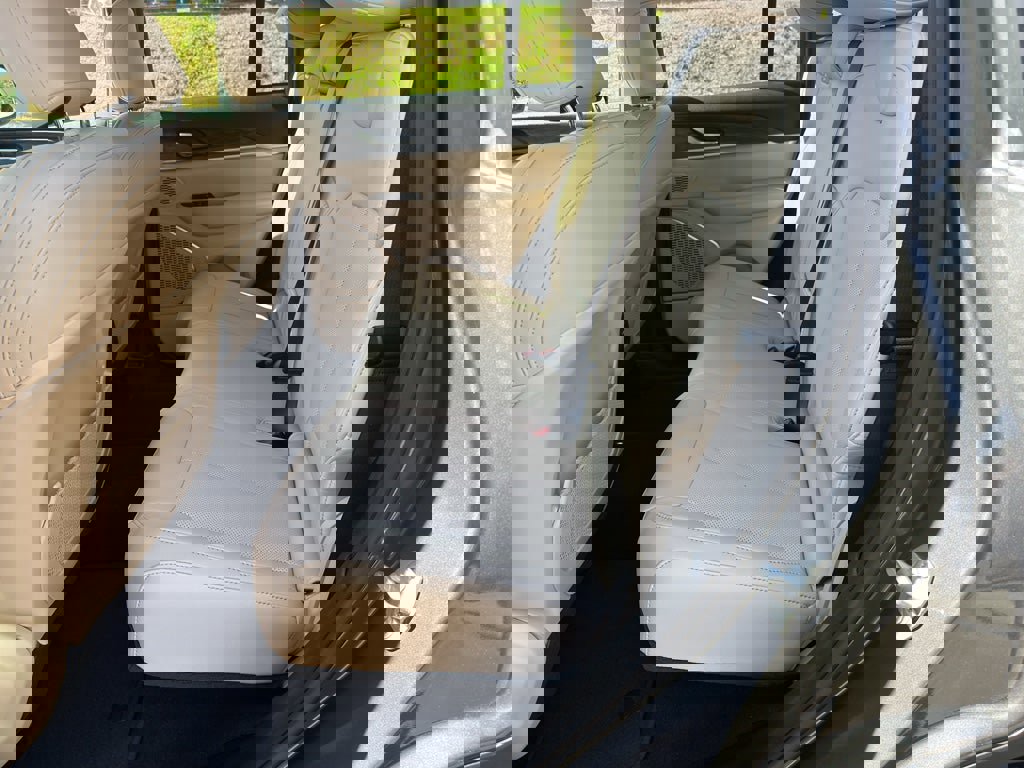 New 2026 Jeep Grand Cherokee Limited w/ Luxury Tech Group II image 24