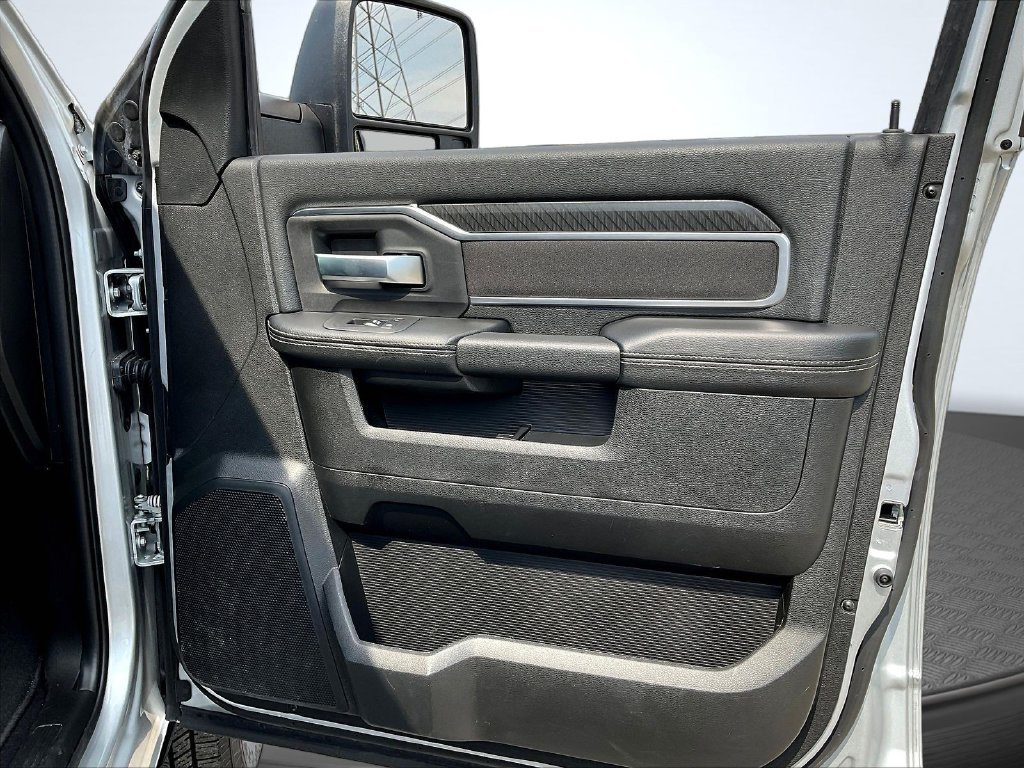 Used 2026 RAM 2500 Big Horn AWD/4WD image 30
