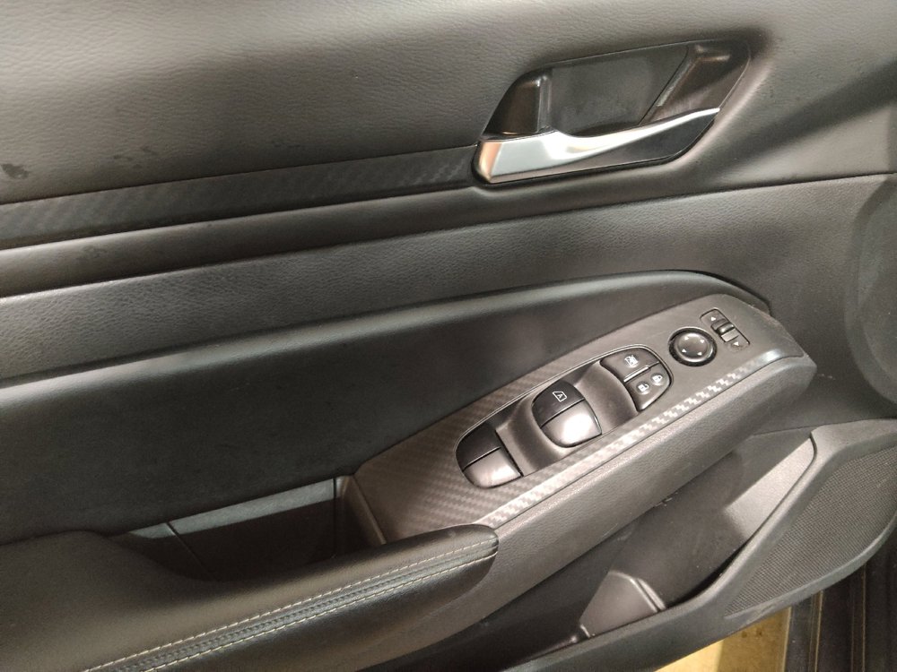 Used 2024 Nissan Altima 2.5 SV image 27