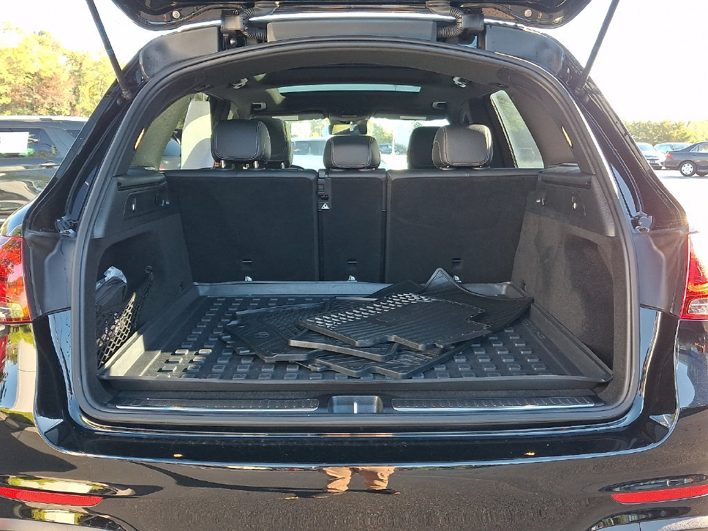 Used 2022 Mercedes-Benz GLC 300 4MATIC image 29