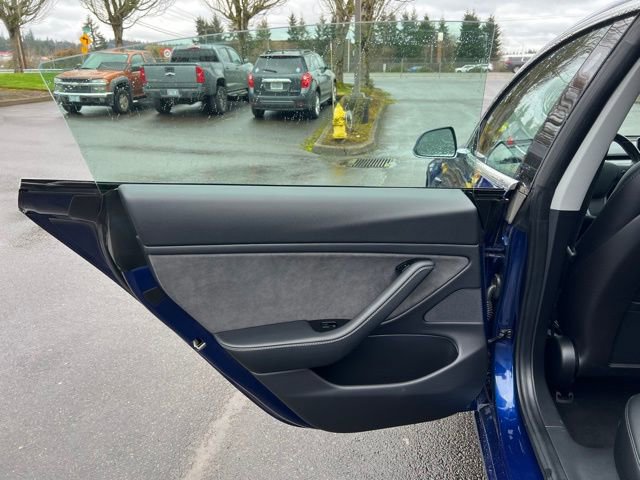 Used 2018 Tesla Model 3 Long Range image 10