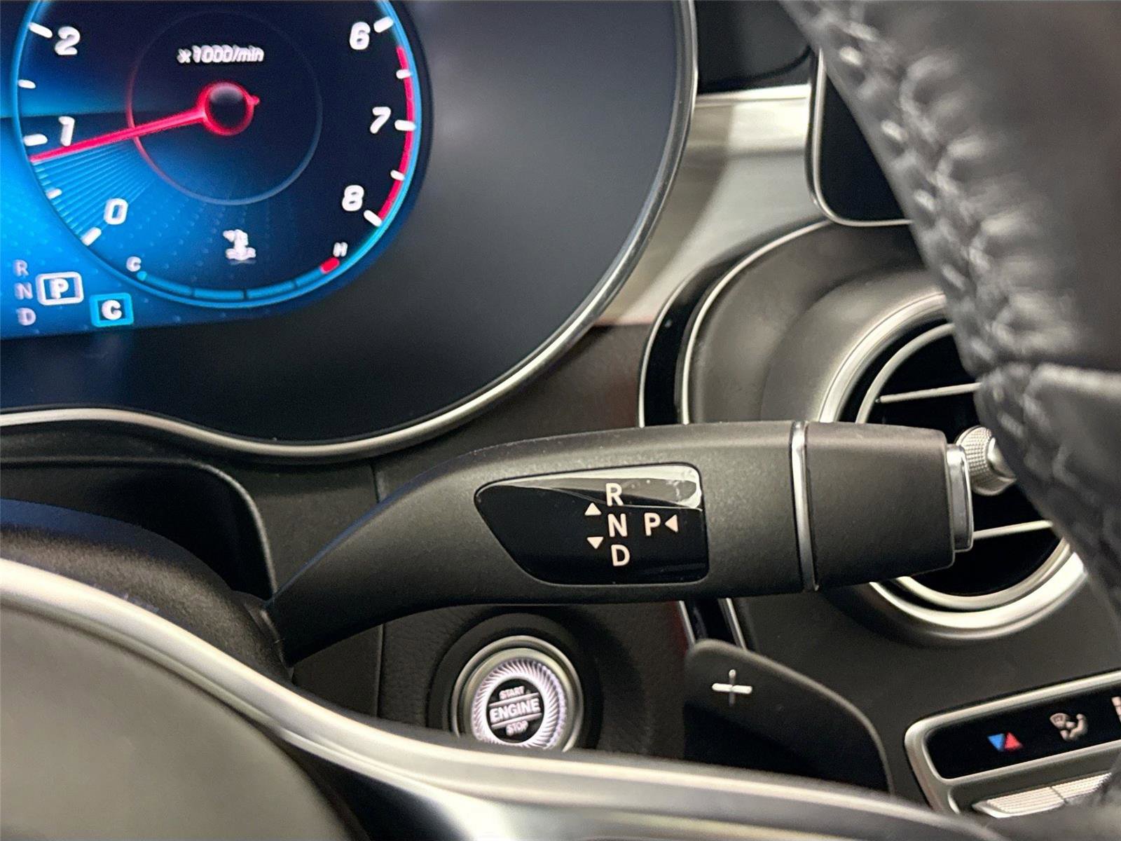 Used 2023 Mercedes-Benz GLC 300 4MATIC Coupe image 26