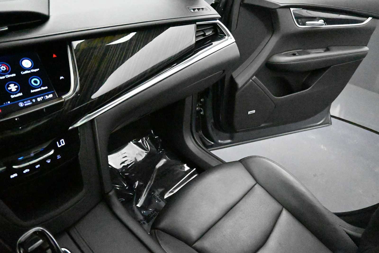 Used 2022 Cadillac XT6 Premium Luxury AWD/4WD image 26