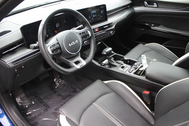 Certified 2025 Kia K5 GT-Line w/ GT-Line Premium Package FWD image 3