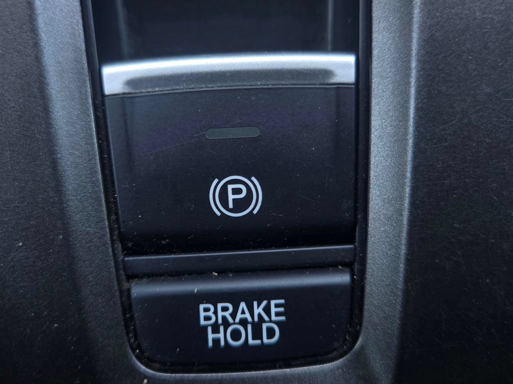 Used 2020 Honda Accord Sport image 28
