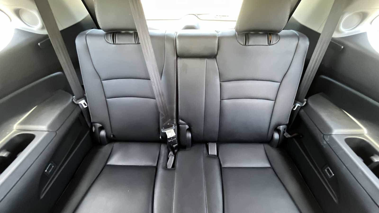 Used 2017 Honda Pilot Touring image 36