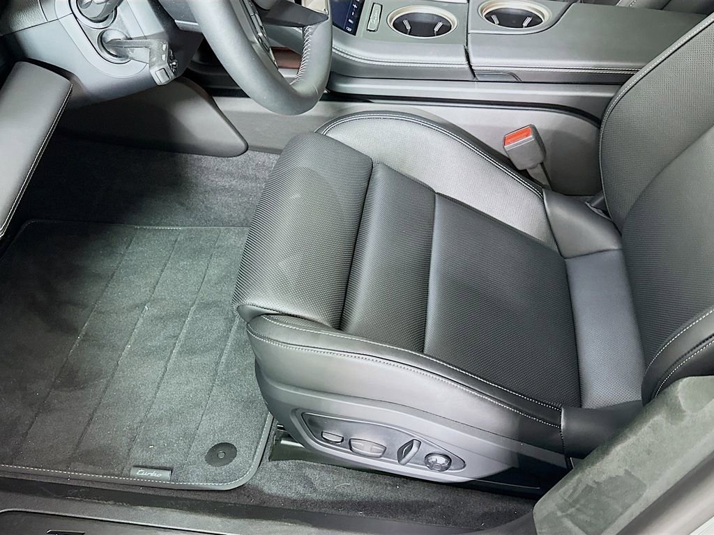 New 2025 Porsche Taycan Turbo image 22