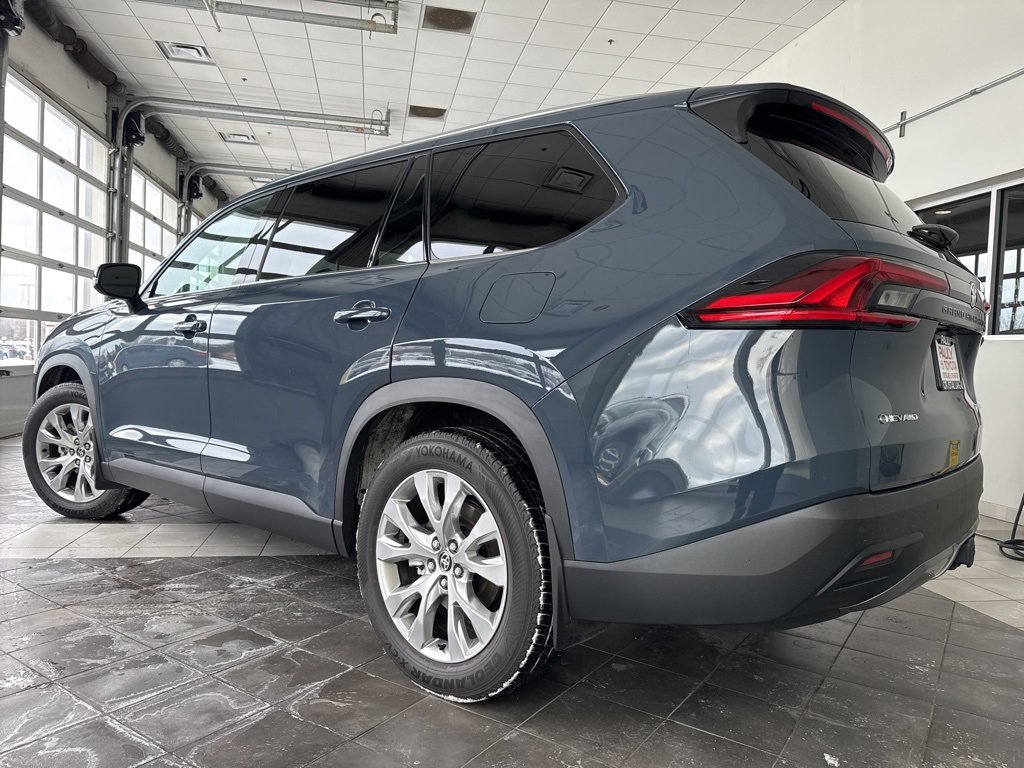 Used 2025 Toyota Grand Highlander AWD Hybrid image 6