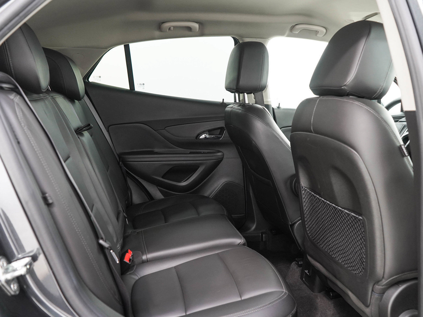 Used 2018 Buick Encore Essence AWD/4WD image 13