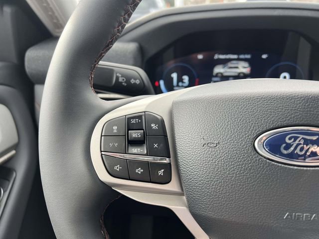 New 2026 Ford Explorer Active w/ Active Comfort Package AWD/4WD image 12