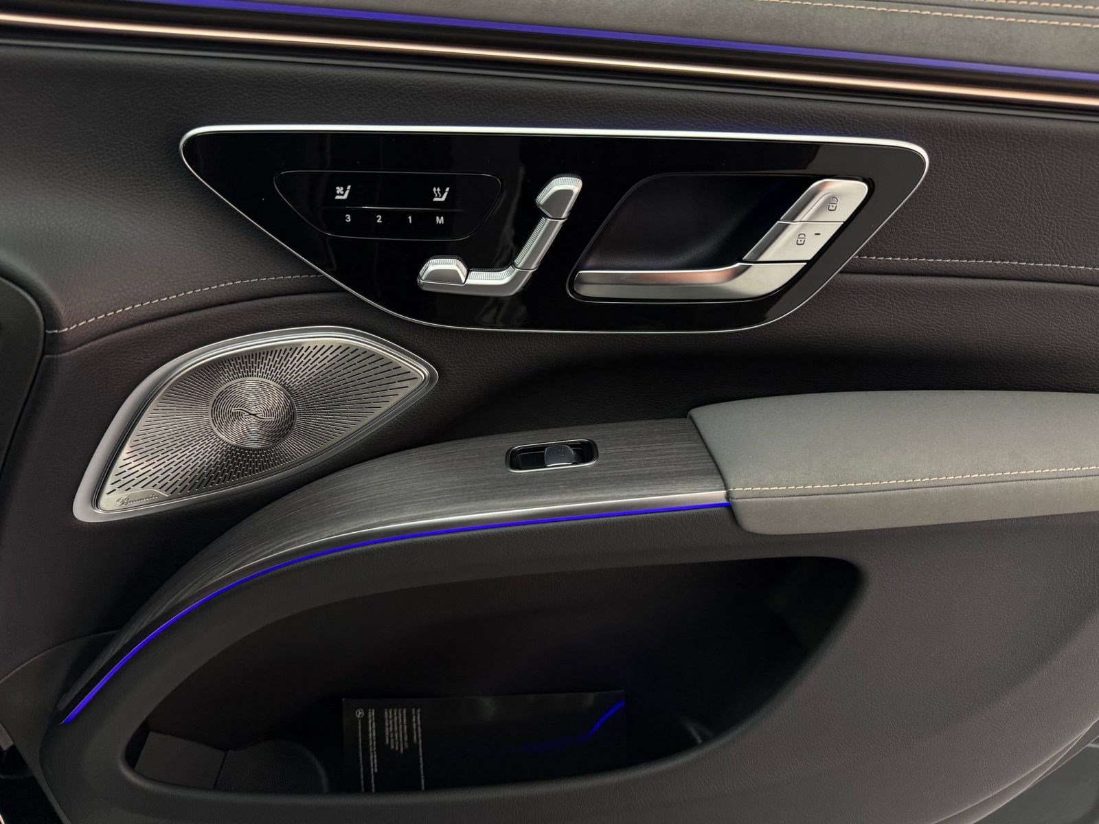 New 2027 Mercedes-Benz EQS 400 4MATIC SUV image 28