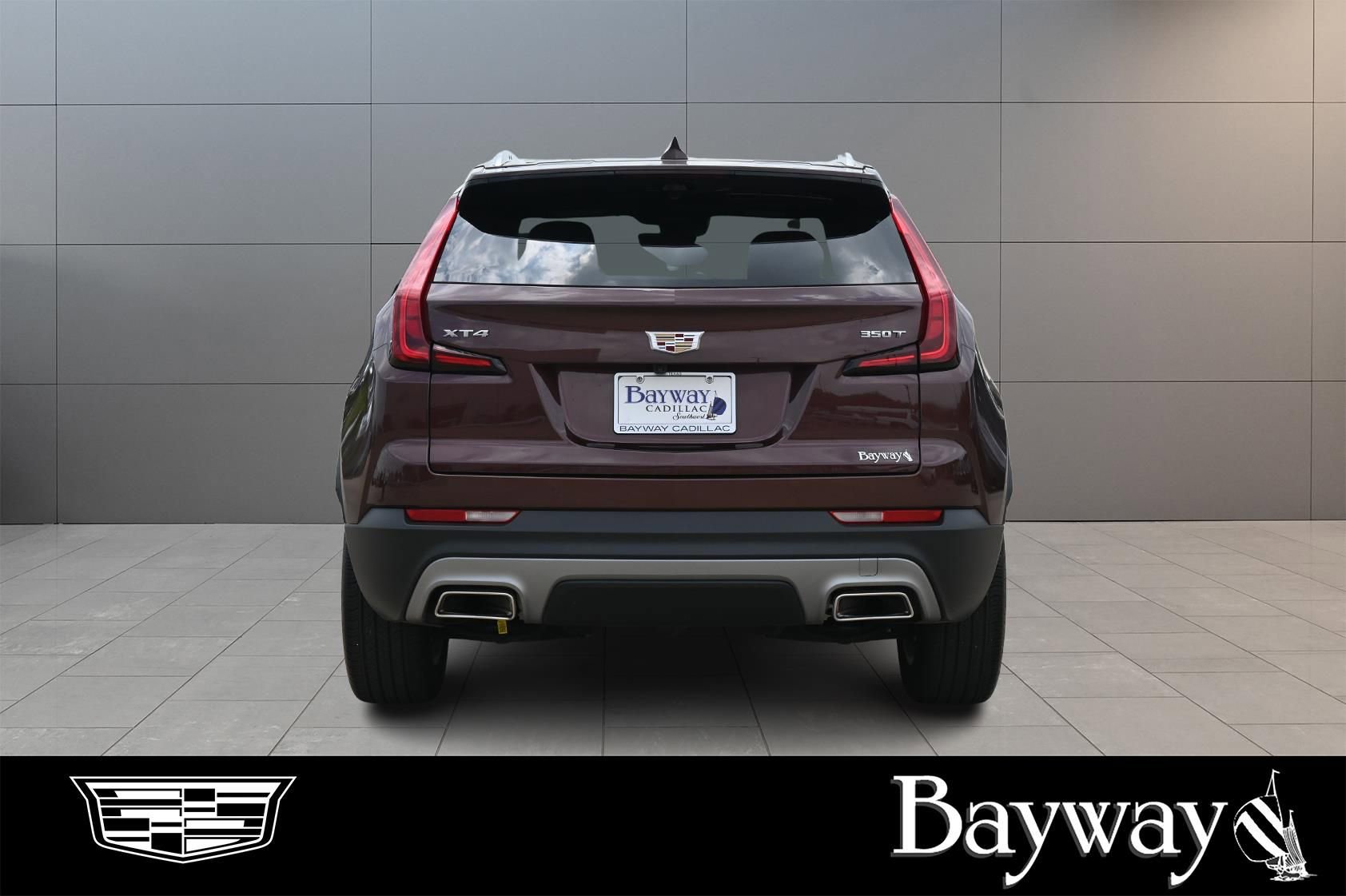 Used 2022 Cadillac XT4 Premium Luxury w/ Enhanced Visibility Package FWD image 6