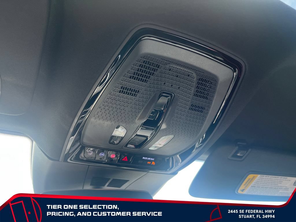 Used 2025 Cadillac Lyriq Luxury RWD image 35