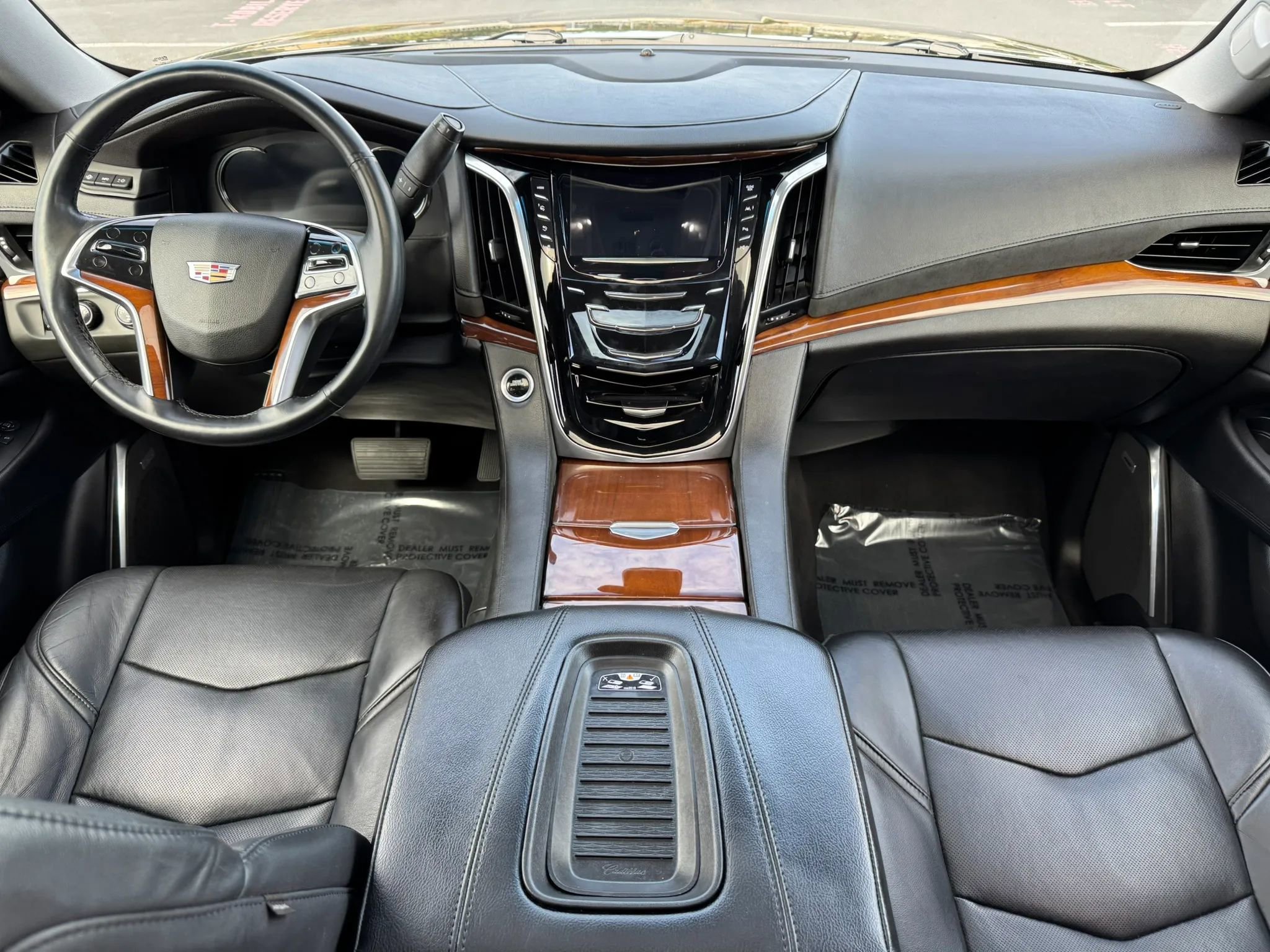 Used 2018 Cadillac Escalade ESV Premium Luxury AWD/4WD image 20