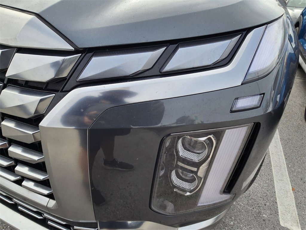 Used 2024 Hyundai Palisade Calligraphy image 11