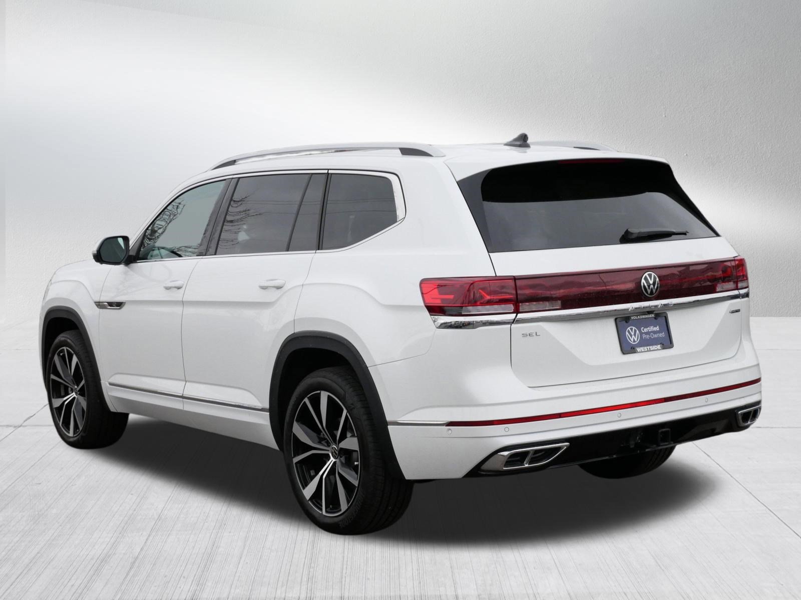 Certified 2025 Volkswagen Atlas SEL Premium R-Line AWD/4WD image 5