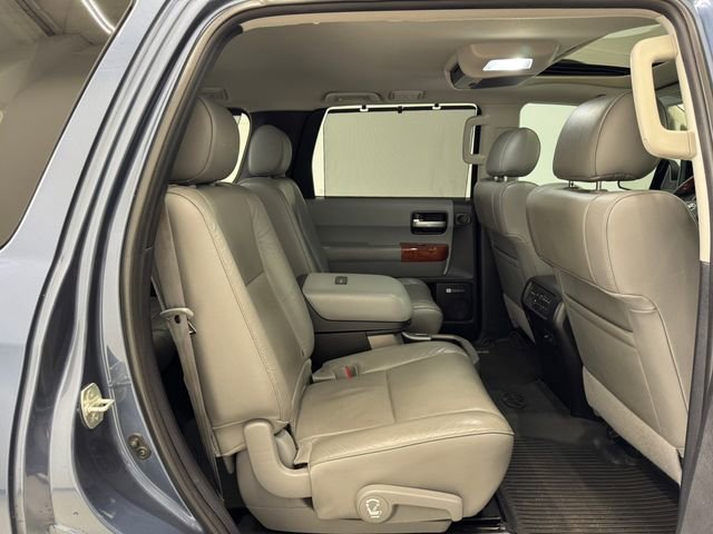 Used 2020 Toyota Sequoia Platinum image 18
