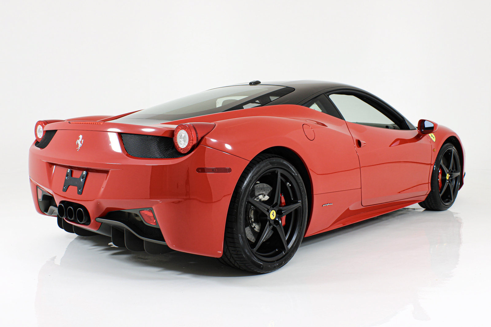 Certified 2015 Ferrari 458 Italia Coupe RWD image 6