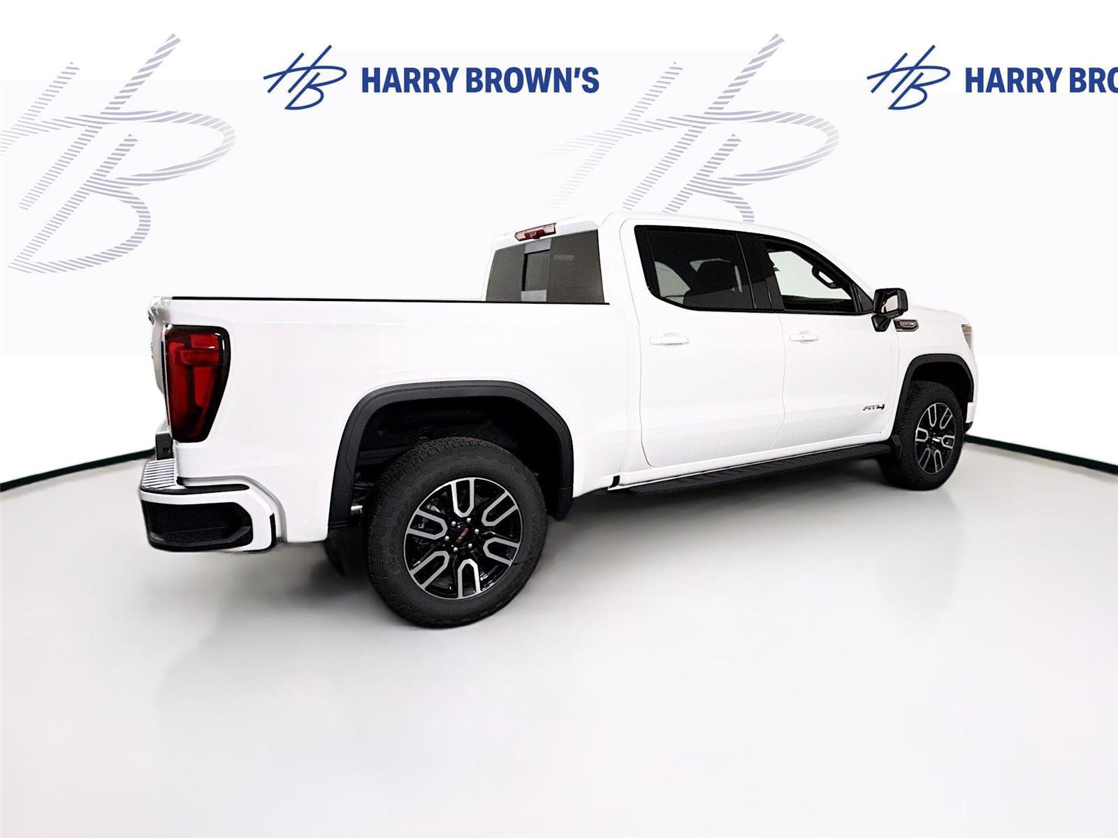 New 2026 GMC Sierra 1500 AT4 w/ AT4 Premium Package AWD/4WD image 34