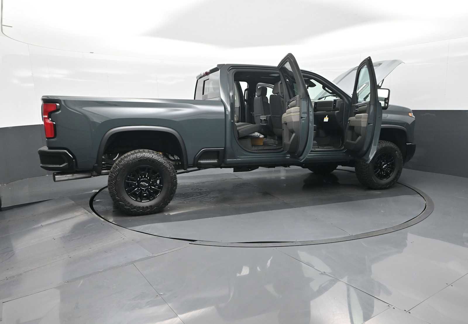 New 2026 Chevrolet Silverado 2500 ZR2 image 28