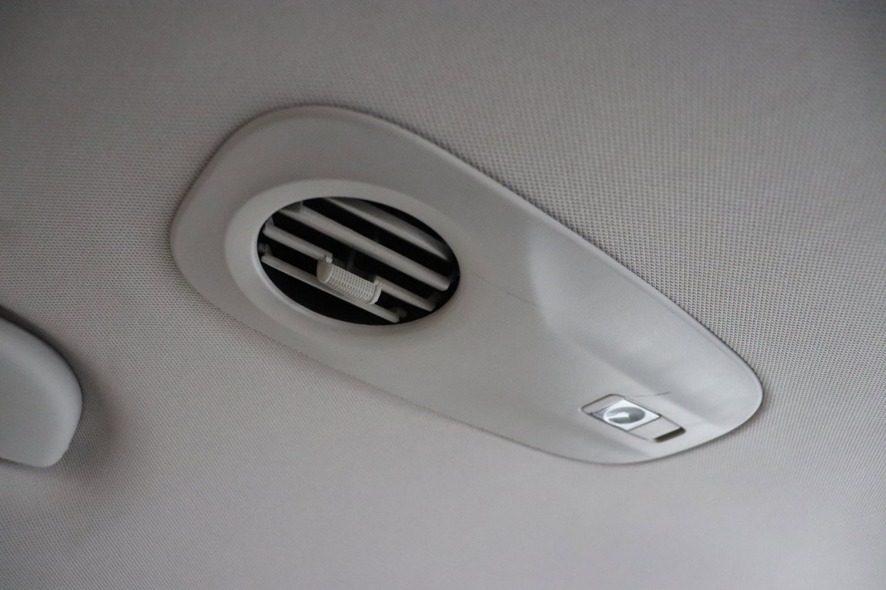 Used 2024 Chrysler Pacifica Limited image 26