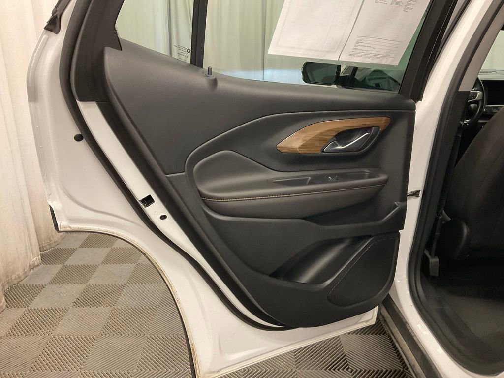 Used 2021 GMC Terrain SLE w/ Driver Convenience Package image 22