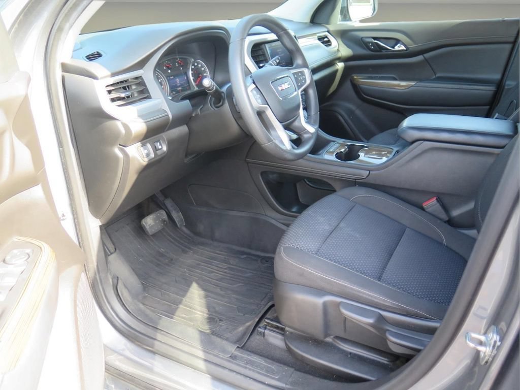 Certified 2021 GMC Acadia SLE FWD image 9