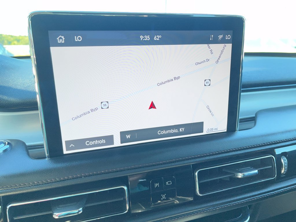 Used 2024 Lincoln Aviator AWD w/ Premium Package image 18