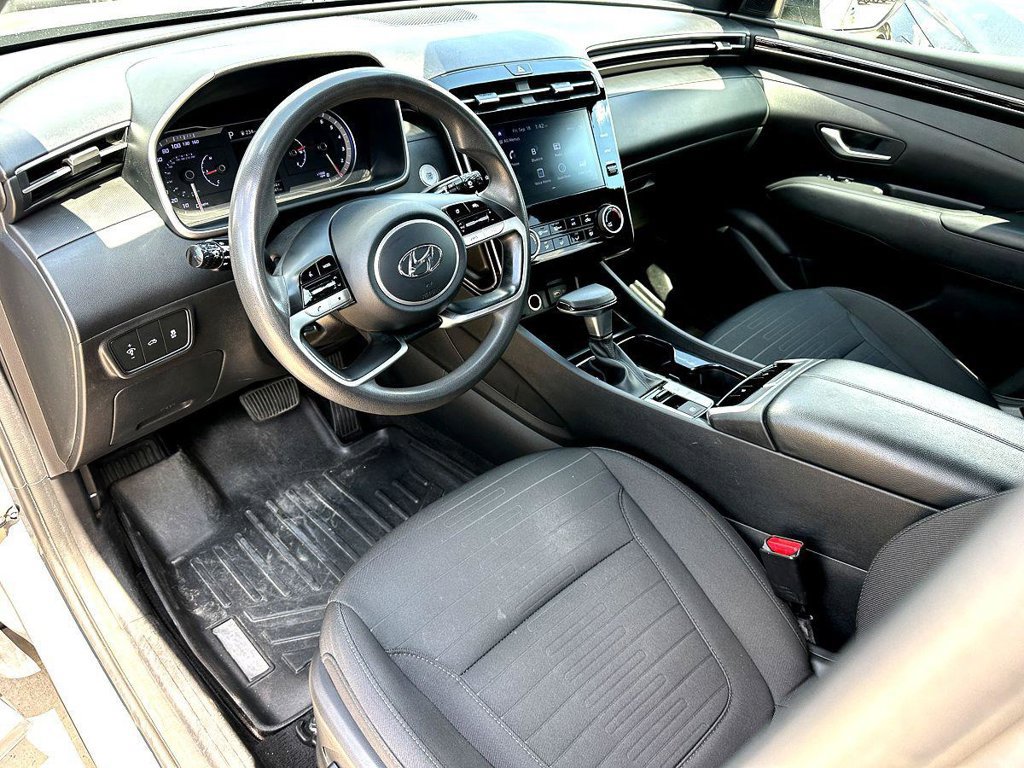 Used 2023 Hyundai Santa Cruz SEL FWD image 16