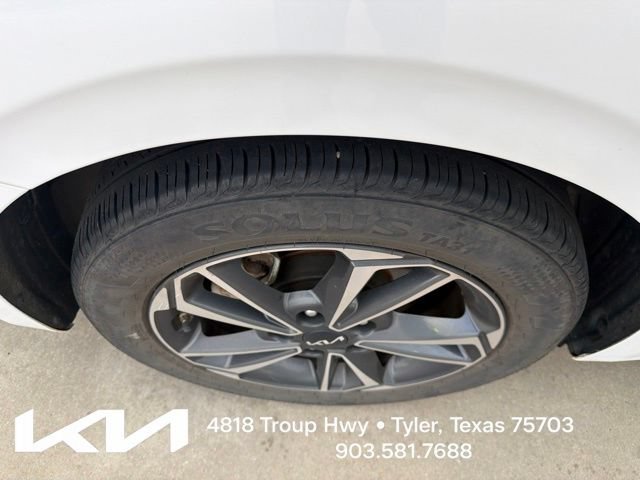 Certified 2024 Kia Forte LXS w/ LXS Technology Package FWD image 11