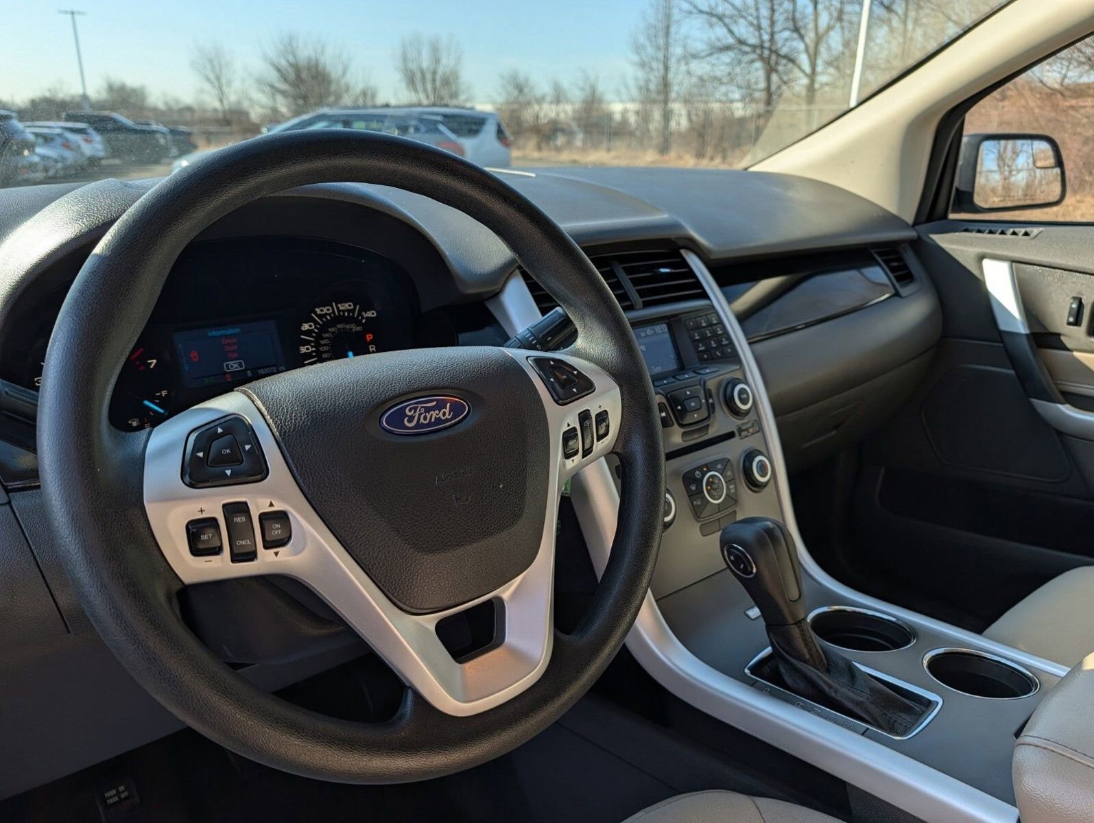 Used 2013 Ford Edge SE image 21