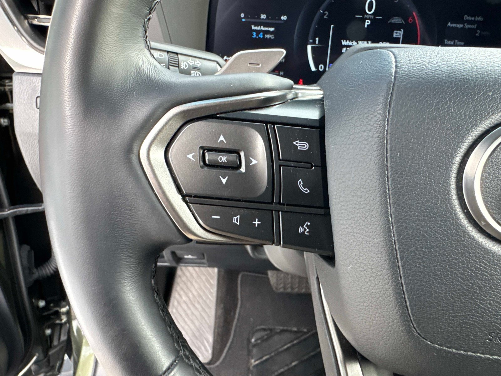 Used 2024 Lexus GX 550 w/ Accessory Package (Z1) AWD/4WD image 33
