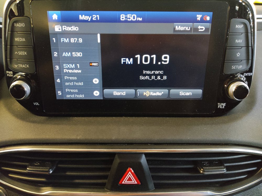 Used 2020 Hyundai Santa Fe Limited FWD image 25