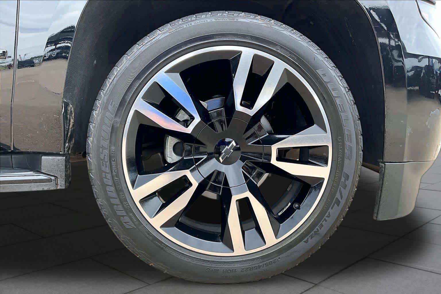 Used 2019 Chevrolet Tahoe Premier AWD/4WD image 9