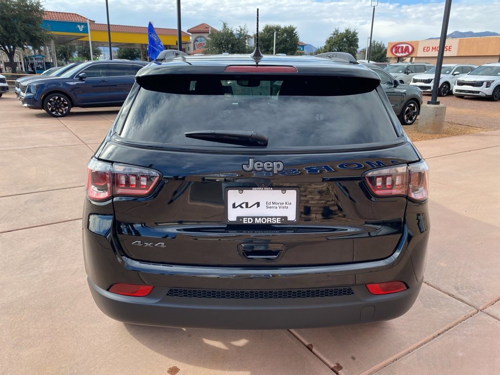 Used 2025 Jeep Compass Latitude w/ Altitude Special Edition image 7