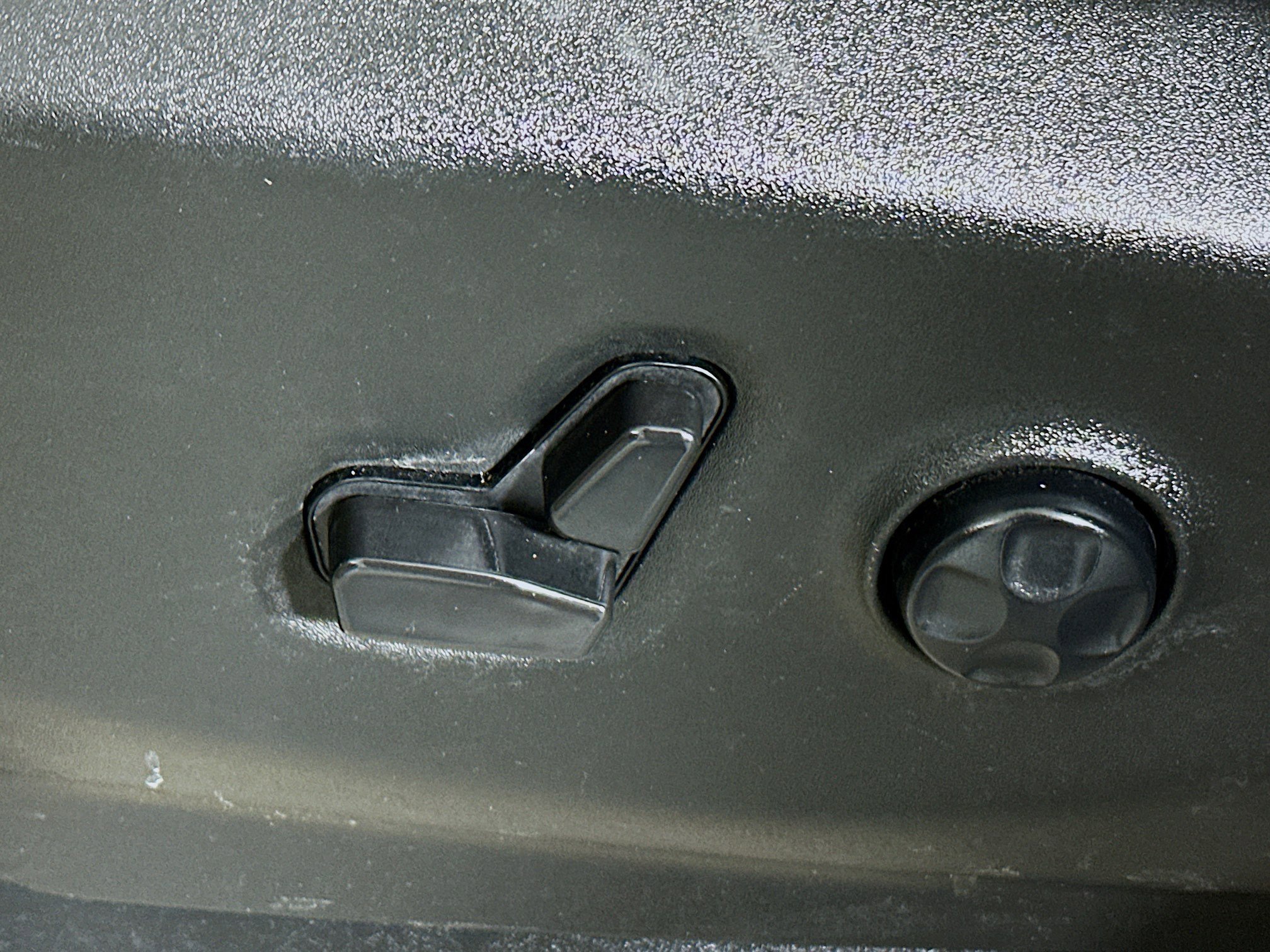 Used 2023 Chrysler Pacifica Touring-L image 13