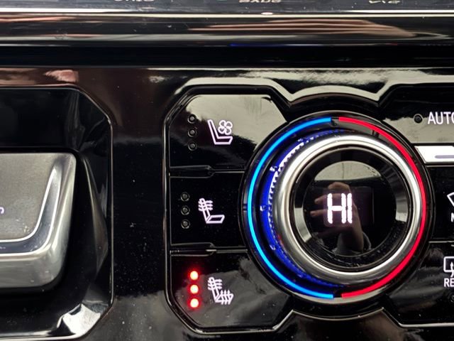 New 2026 GMC Sierra 1500 AT4 w/ AT4 Premium Package image 6