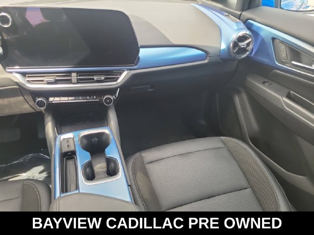 Used 2025 Chevrolet Equinox EV LT w/ Convenience Package FWD image 17